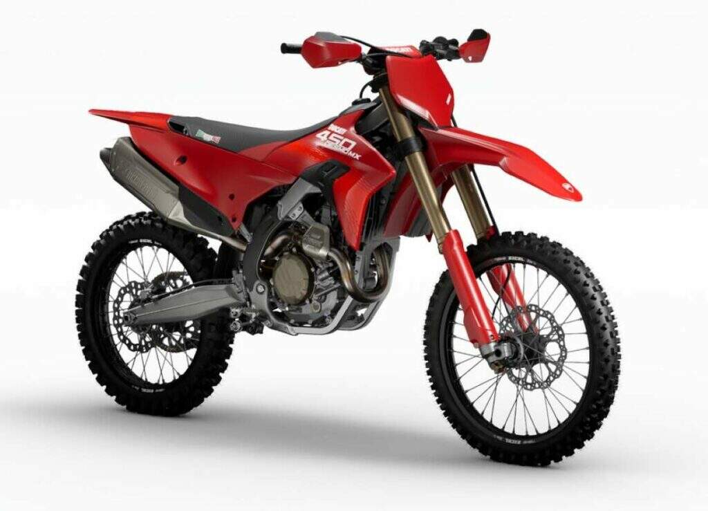 Vídeo: Ducati Desmo 450MX em ação com Tony Cairoli