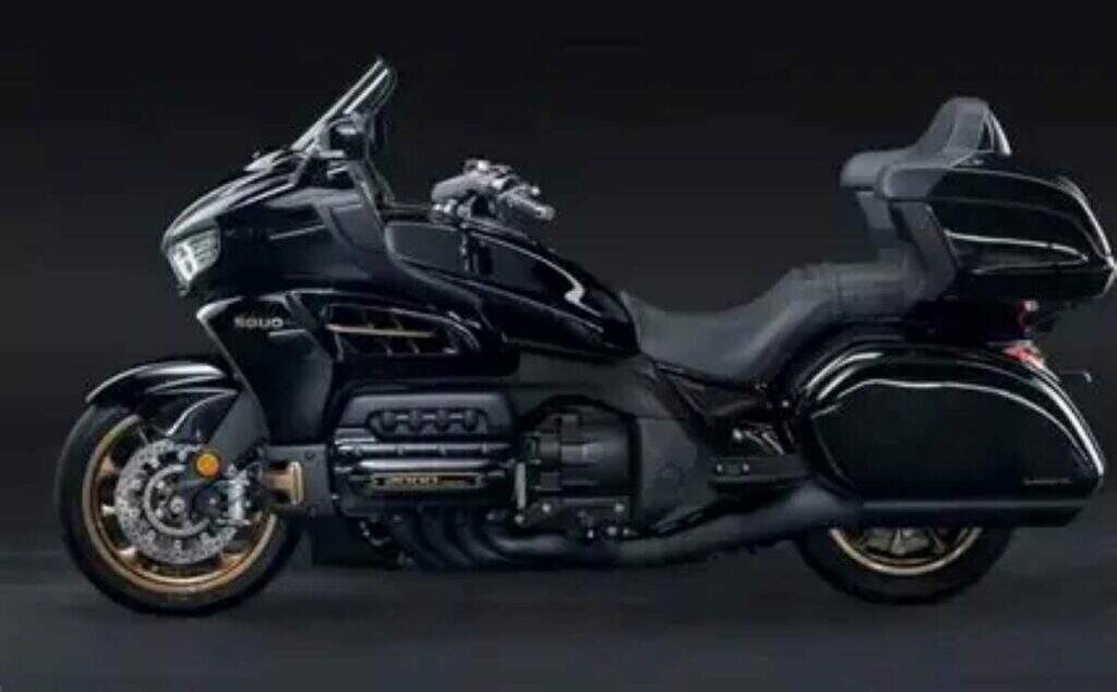 GWM Souo S2000 GL desafia a Honda GL 1800 Gold Wing: Oito Cilindros contra a Asa Dourada