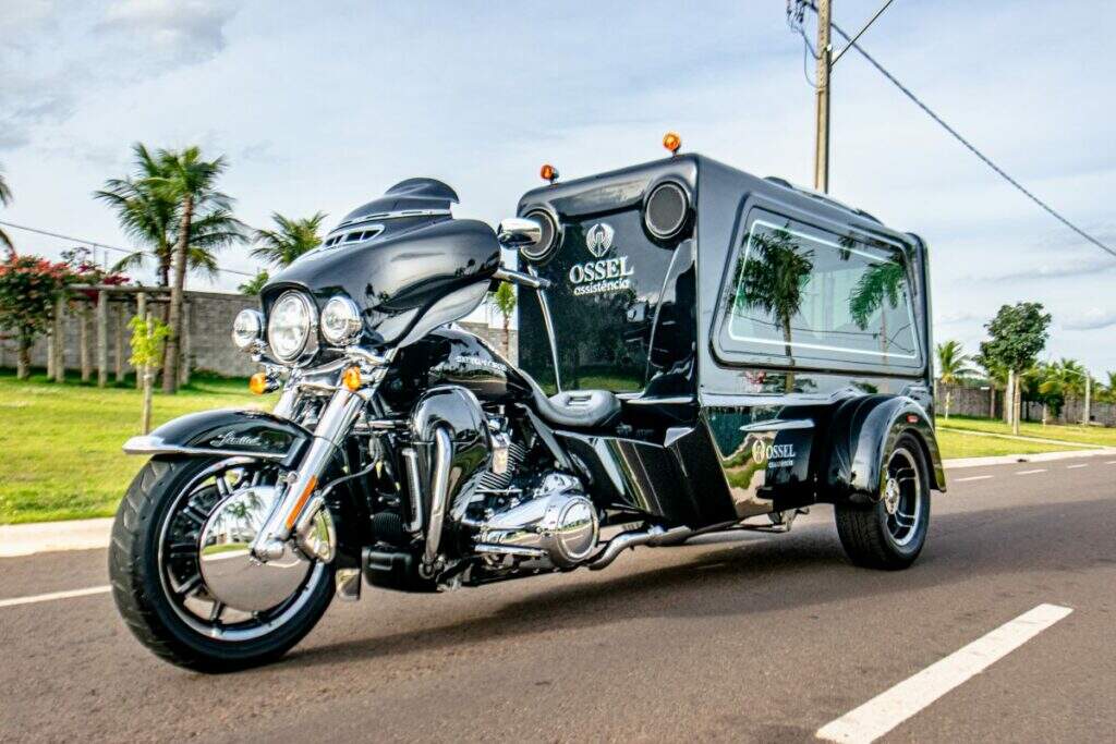 Funerária inova ao transformar Harley-Davidson em ‘moto cortejo’