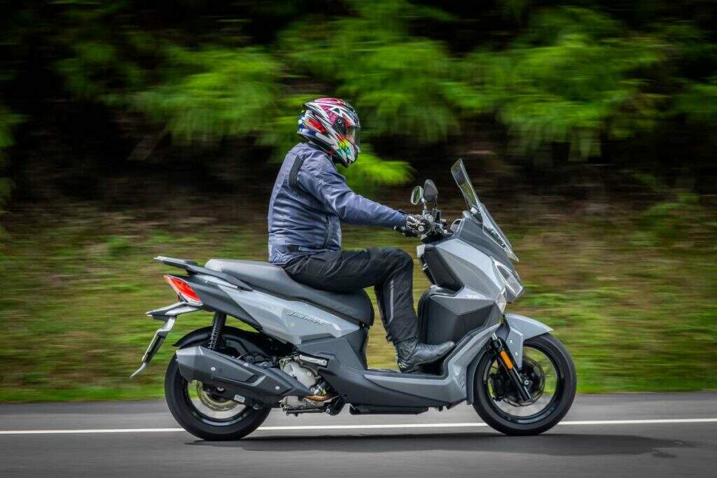 Dafra Joyride 300: conforto, tecnologia e versatilidade na cidade e na estrada
