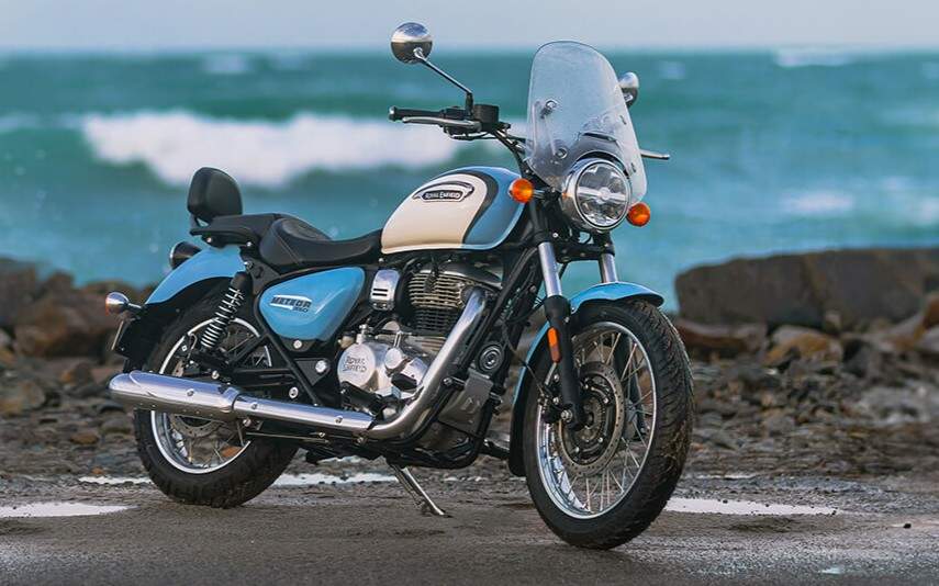 Royal Enfield Meteor 350 Aurora Blue chega às lojas por R$ 25.990
