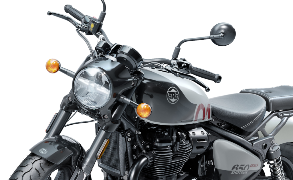 Indianas Bajaj e Royal Enfield batem recordes nos emplacamentos no 1º semestre