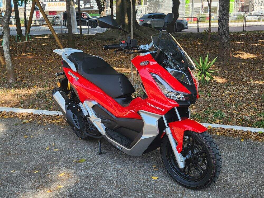 Shineray Urban 150: veja preço, detalhes e fotos do scooter