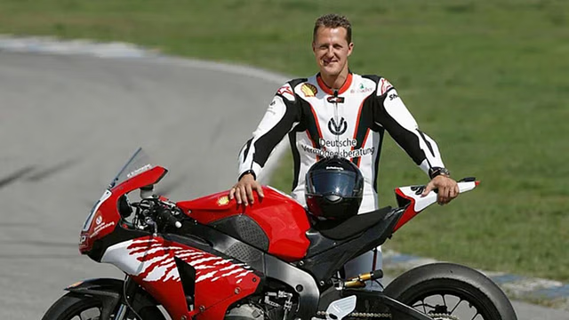 Moto superesportiva de Michael Schumacher é leiloada por R$ 413 mil 