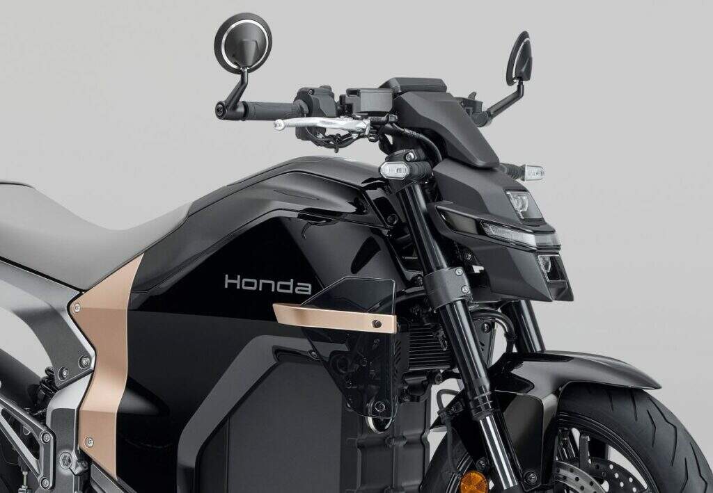 Primeira moto elétrica da Honda é uma naked com autonomia de 130 km