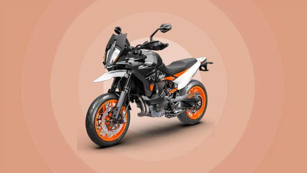 KTM 1390 SMT aguarda EICMA para estreia: a mais radical das touring