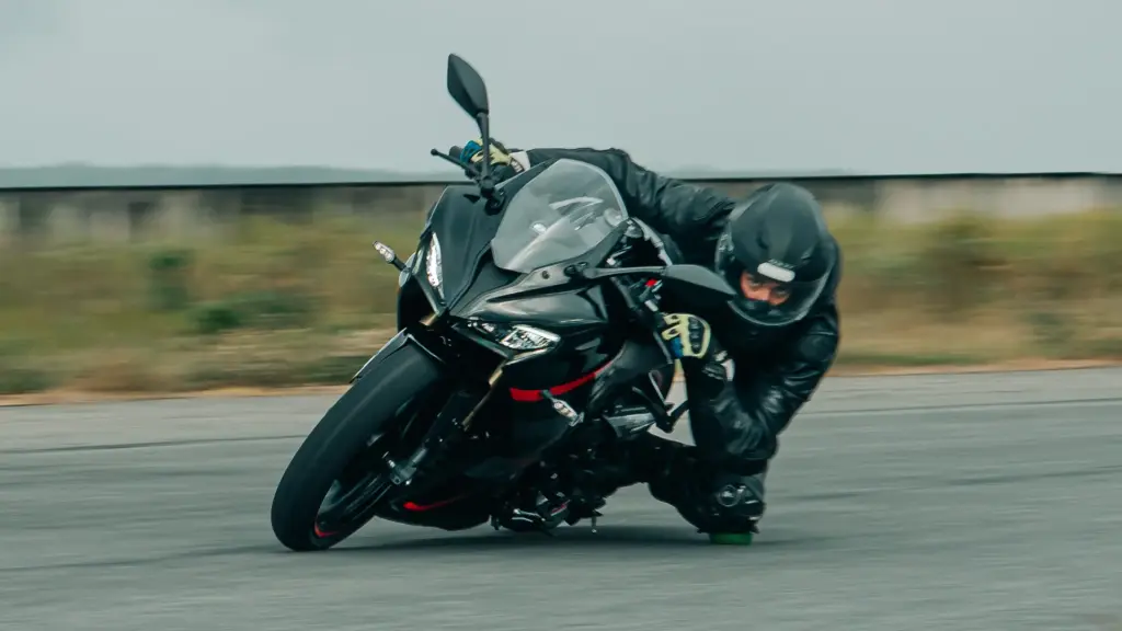 SBM 250s é lançada no Brasil; preços e detalhes da nova esportiva