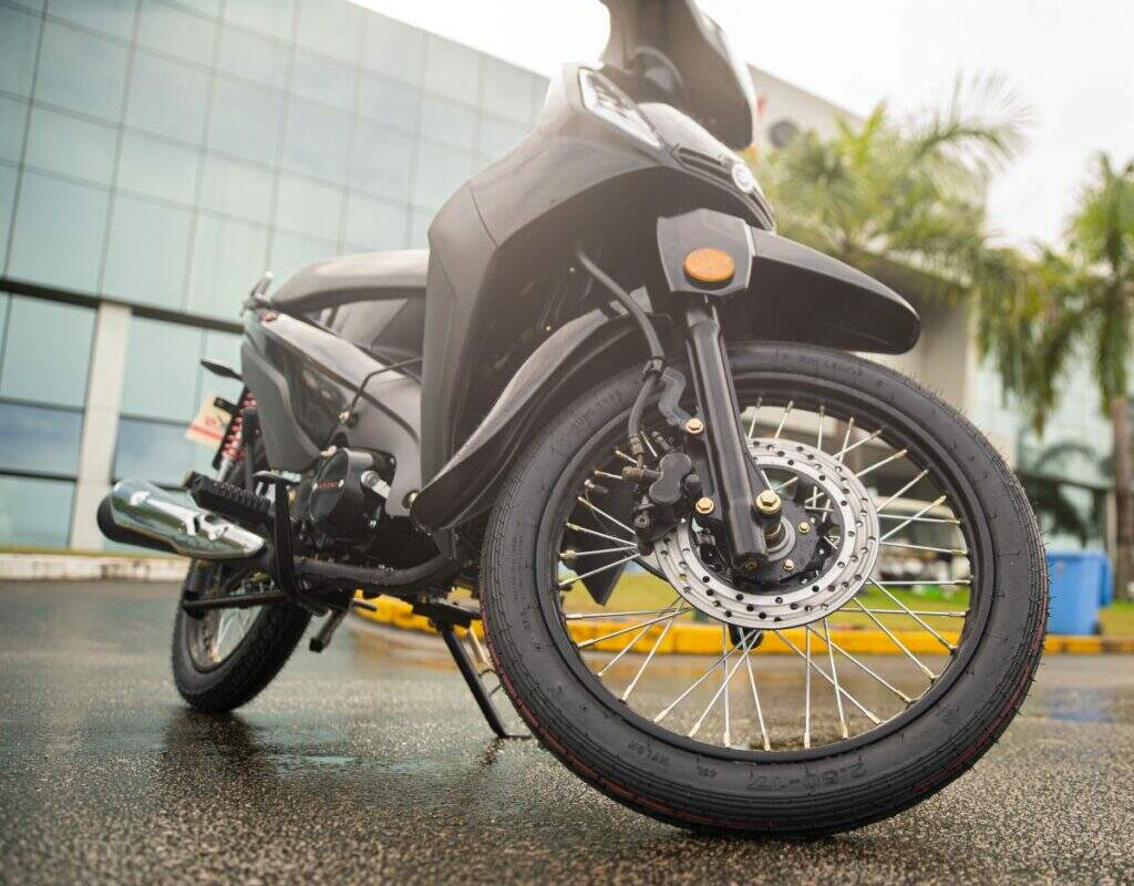 Novas regras para ciclomotores a partir de 2026: o que muda no trânsito