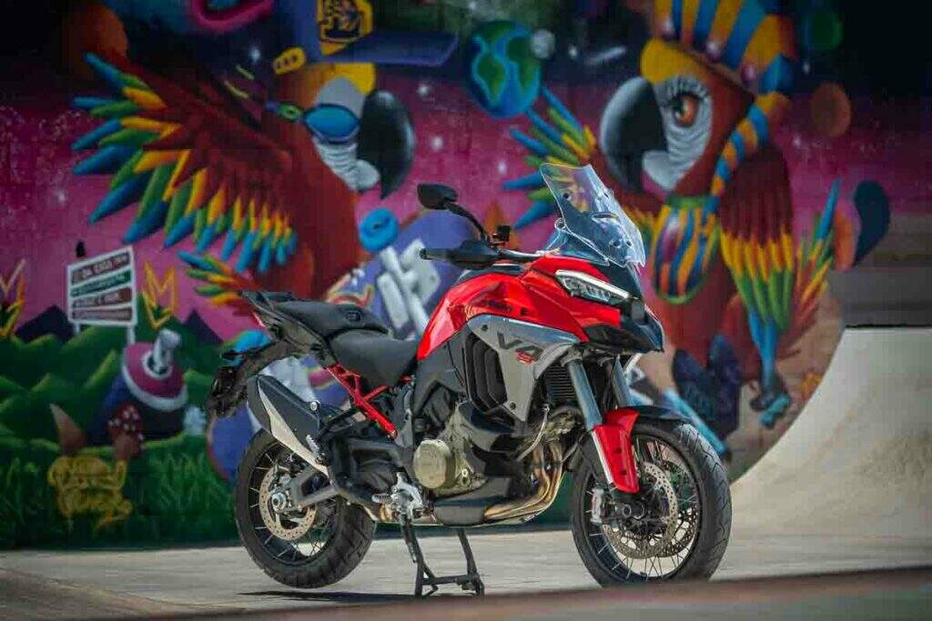 Ducati Multistrada V4 S transforma a aventura em alta performance com muito luxo