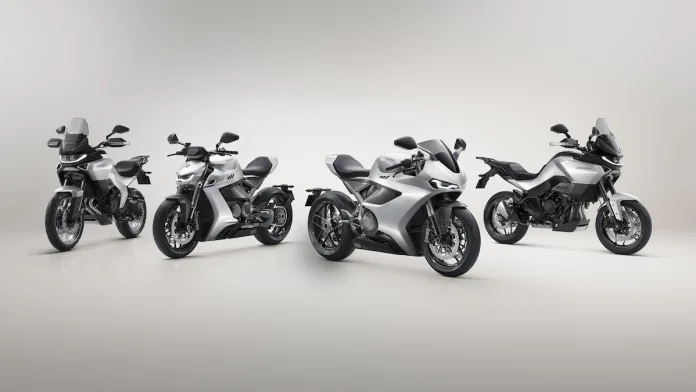 Norton renasce com quatro novas motos no EICMA 2025