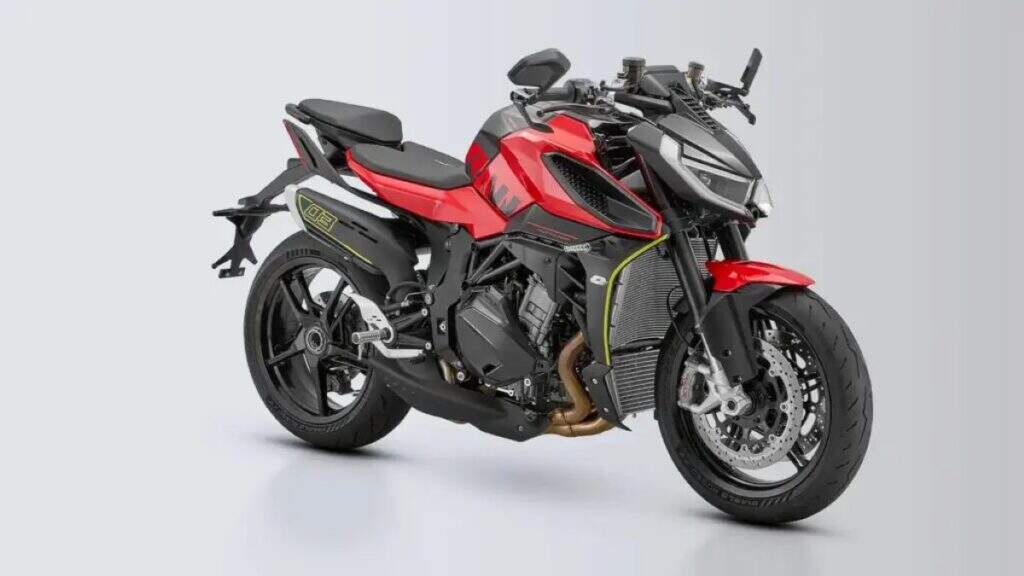 QJMotor SRK 921 chega com design ‘Brutale’ para provocar o segmento naked premium