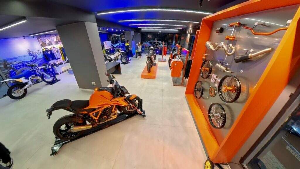 PowerHusky KTM/Husqvarna inaugura primeira concessionária oficial da KTM