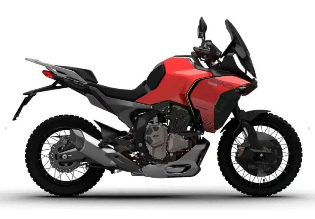 QJMotor Rino 900 ADV surpreende com motor tricilíndrico e câmbio automatizado