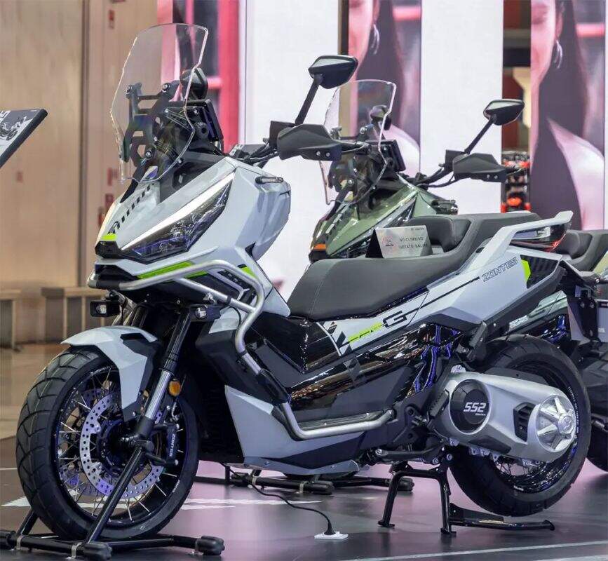 Zontes 552G: novo maxi-scooter aventureiro chega para ameaçar o Honda X-ADV