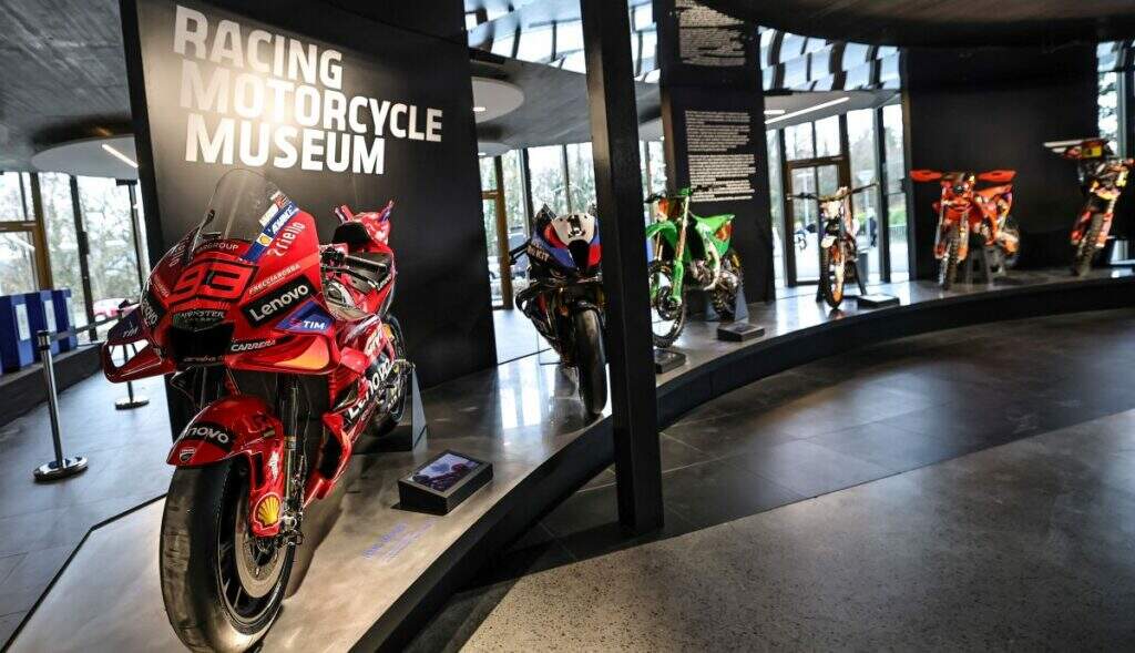 FIM inaugura Museu e Hall da Fama com Agostini e Márquez