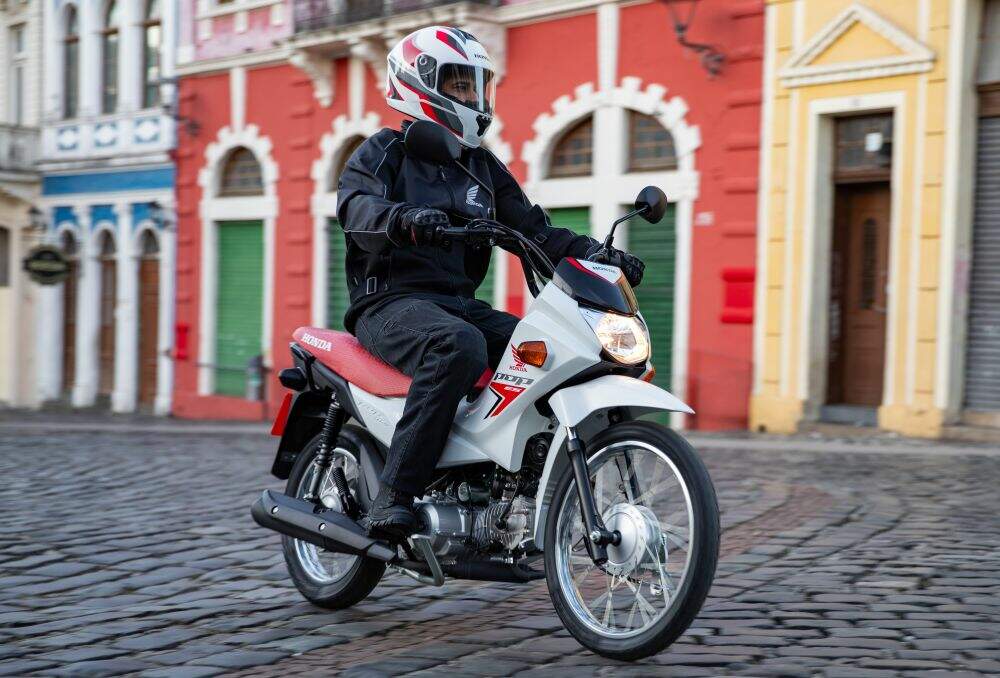 Lista: 7 motivos para escolher a Honda Pop 110i ES como moto do dia a dia