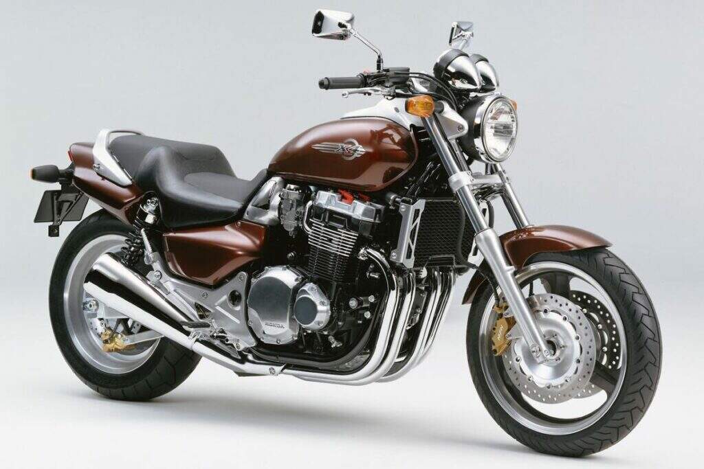 Honda X4: conheça essa custom rara lançada para desafiar a V-Max