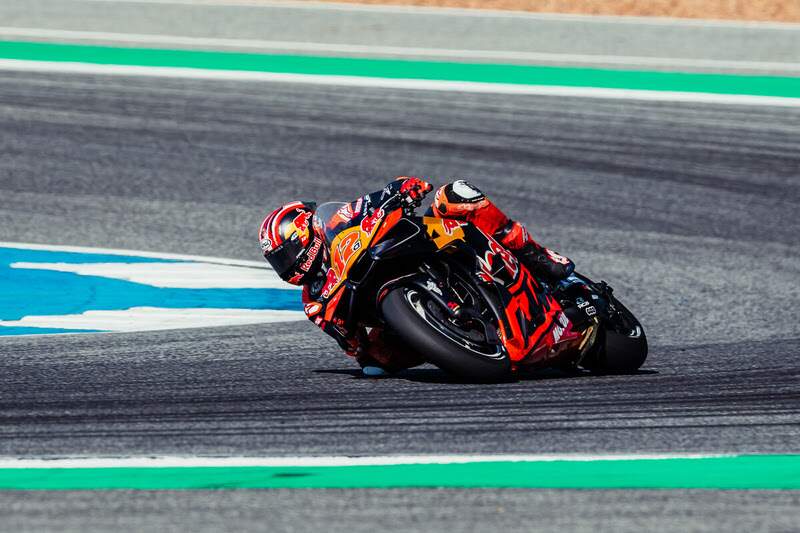 KTM promove ativações e mostra nova 390 Adventure R na MotoGP em Goiânia