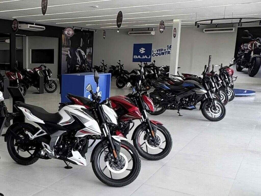 Bajaj atinge 70 lojas no Brasil com nova unidade em Manaus